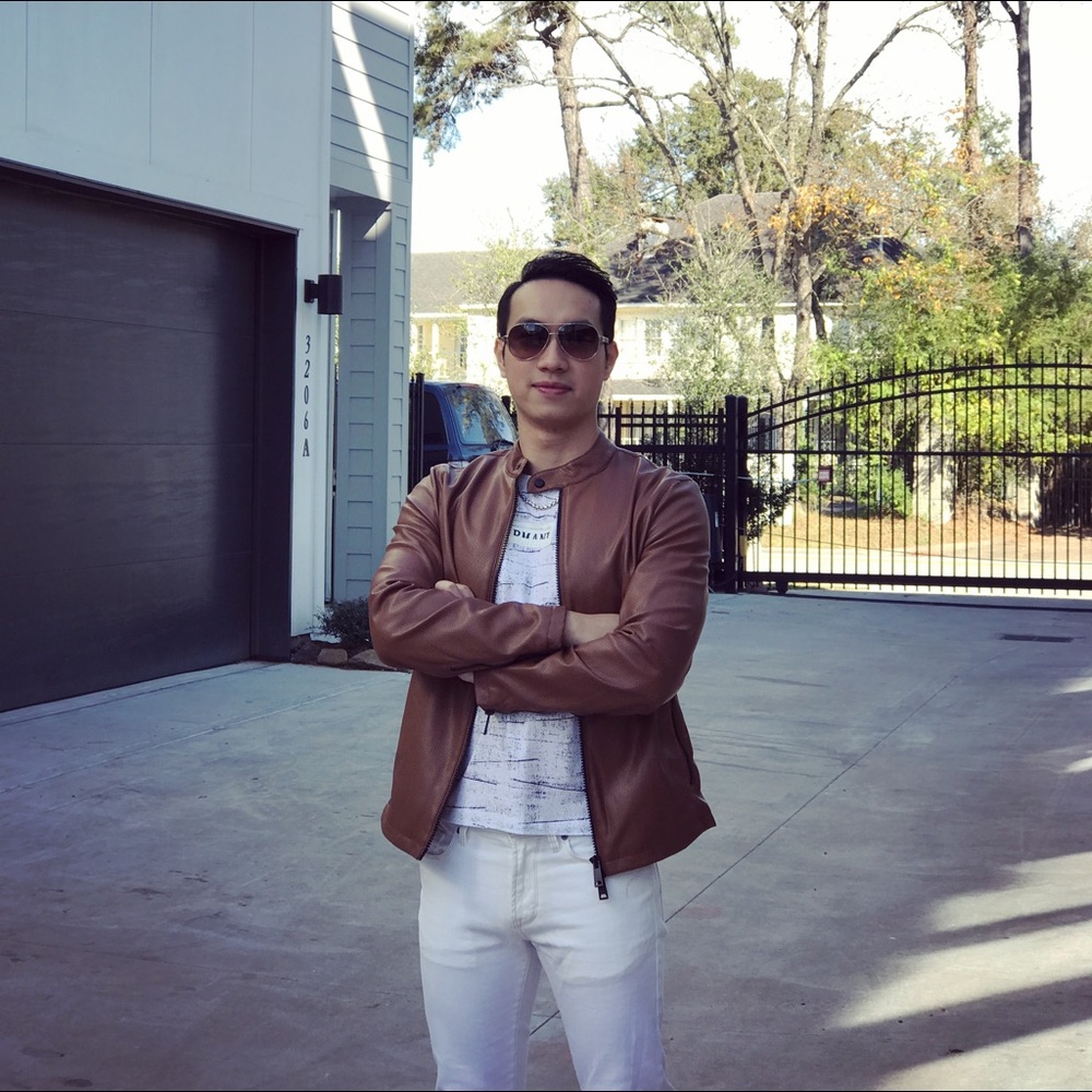 Meet your Posher, Linh